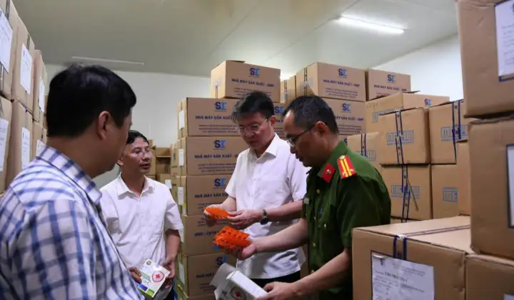 Phú Thọ: Khởi tố 2 chủ doanh nghiệp sản xuất dược phẩm và thực phẩm chức năng giả