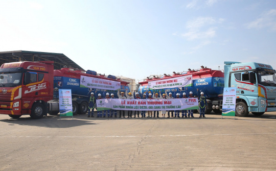 BSR lần đầu xuất bán thành công dầu DO sang thị trường Lào