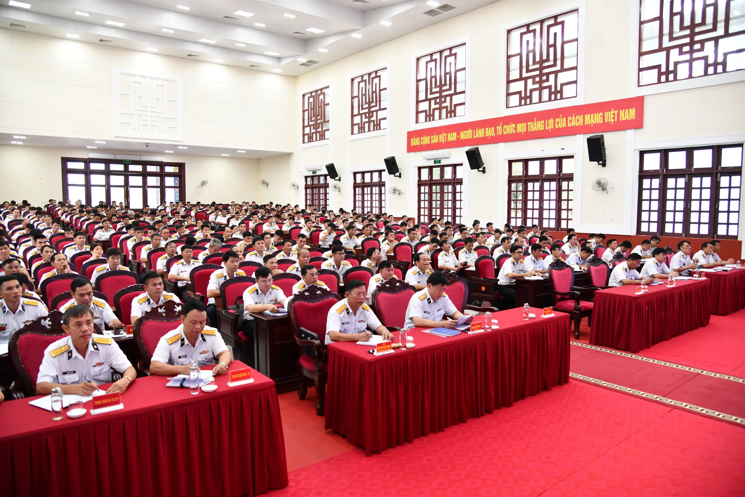 Vùng 5 Hải quân quán triệt Nghị quyết Đại hội Đảng bộ Quân chủng Hải quân lần thứ XIV