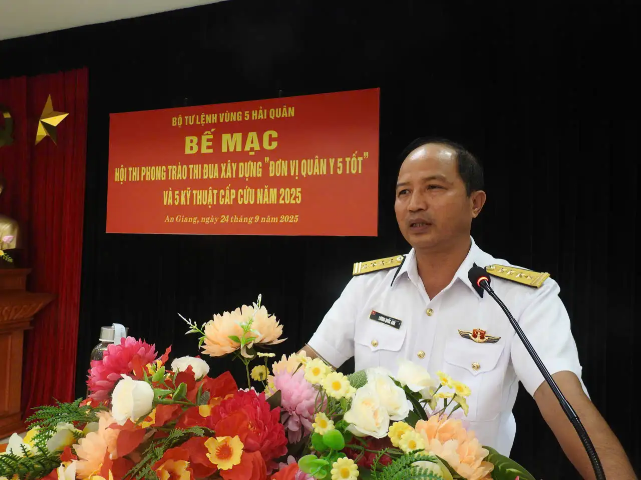 Bế mạc Hội thi phong trào thi đua xây dựng “ Đơn vị quân y 5 tốt” và 5 kỹ thuật cấp cứu ngành quân y Vùng 5 Hải quân năm 2025.