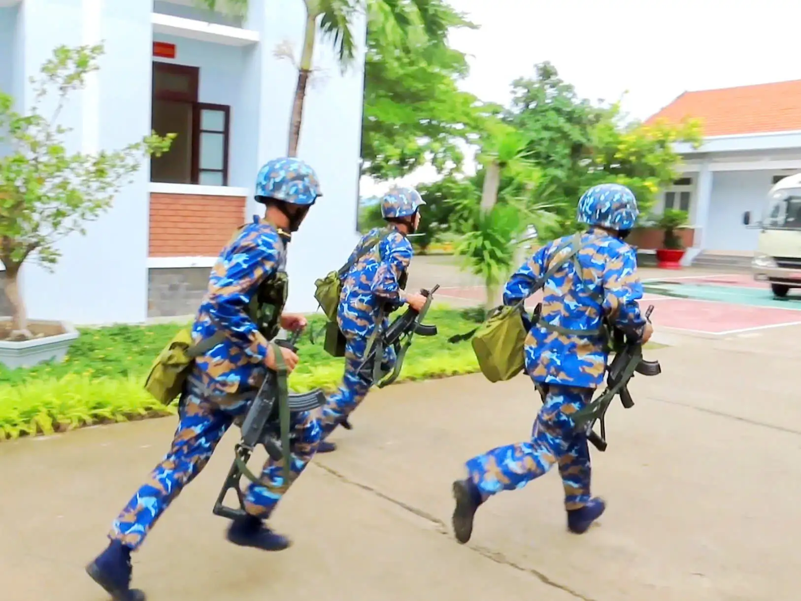 Vùng 4 Hải quân kiểm tra công tác sẵn sàng chiến đấu tại Tiểu đoàn 458.