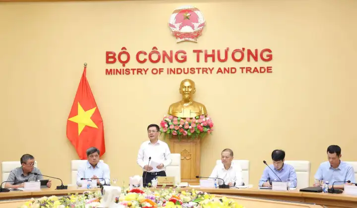 Bộ trưởng Nguyễn Hồng Diên: Đa dạng hóa thị trường và sản phẩm, nâng cao giá trị gạo Việt Nam