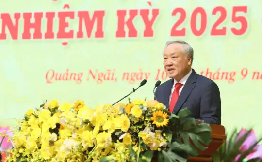 Xây dựng tỉnh Quảng Ngãi thành cực tăng trưởng quan trọng của khu vực miền Trung – Tây Nguyên