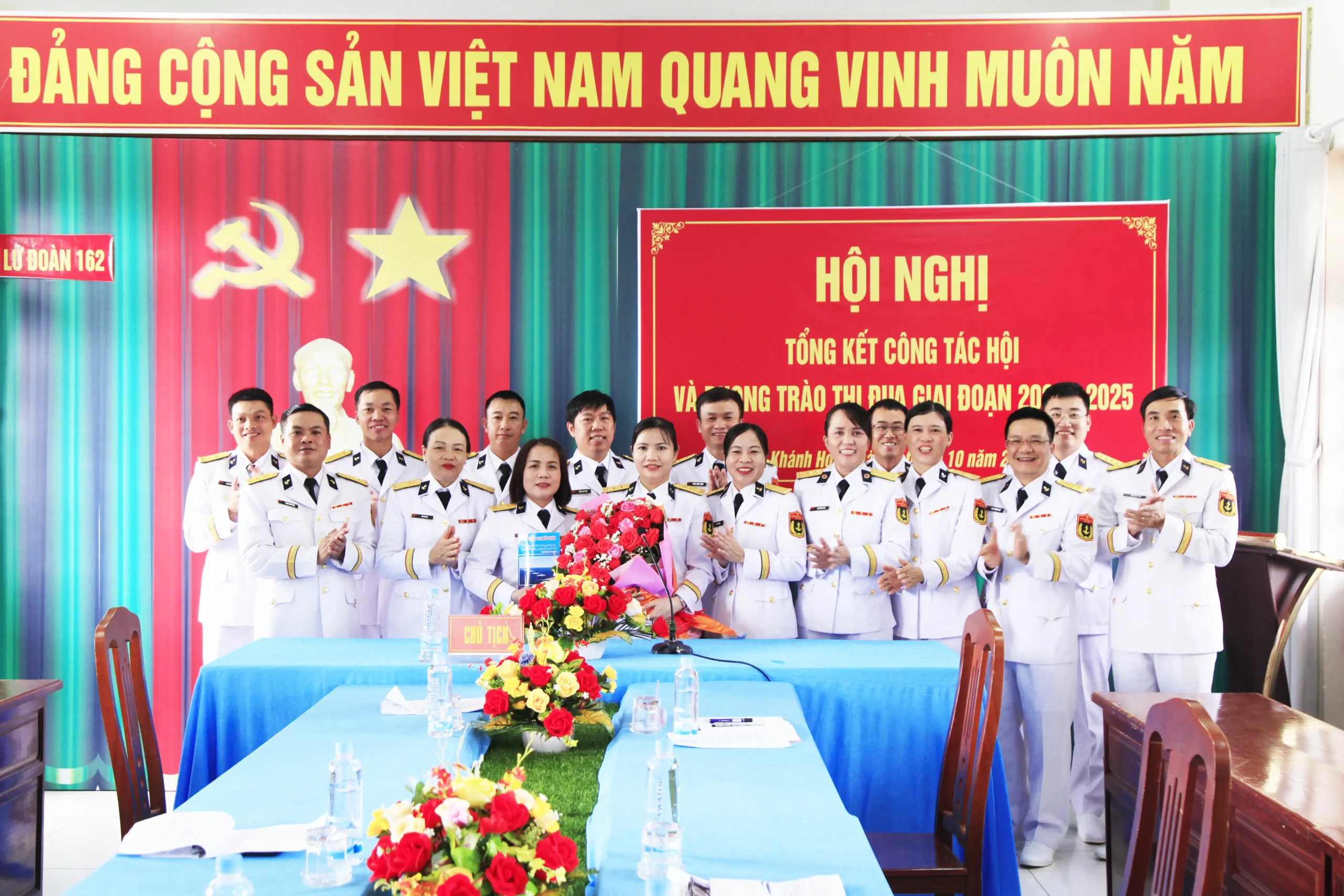 Phụ nữ Lữ đoàn 162 giỏi việc nước, đảm việc nhà xứng danh bộ đội Cụ Hồ.