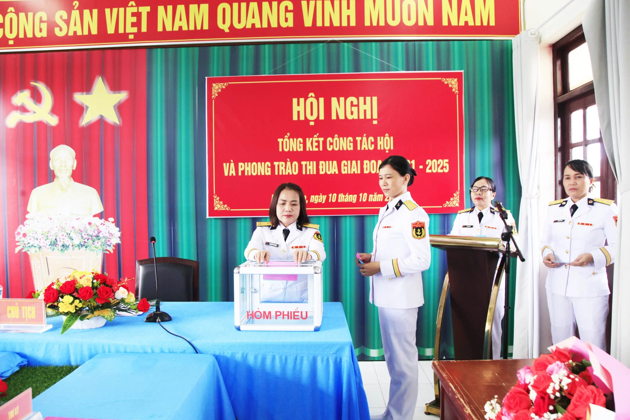 Phụ nữ Lữ đoàn 162 giỏi việc nước, đảm việc nhà xứng danh bộ đội Cụ Hồ.