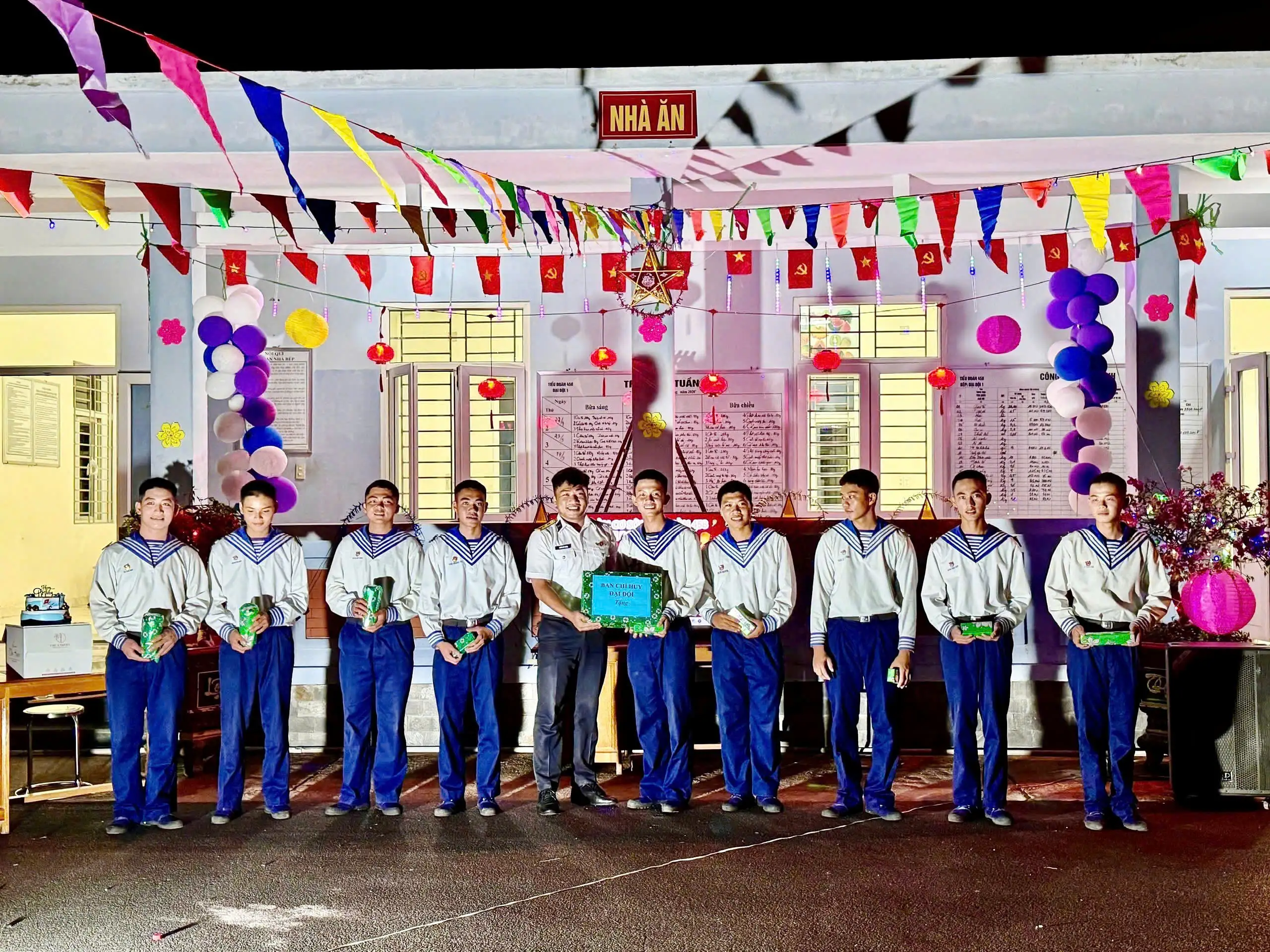 Đoàn cơ sở Tiểu đoàn 458 tổ chức sinh nhật đồng đội Quý III năm 2025