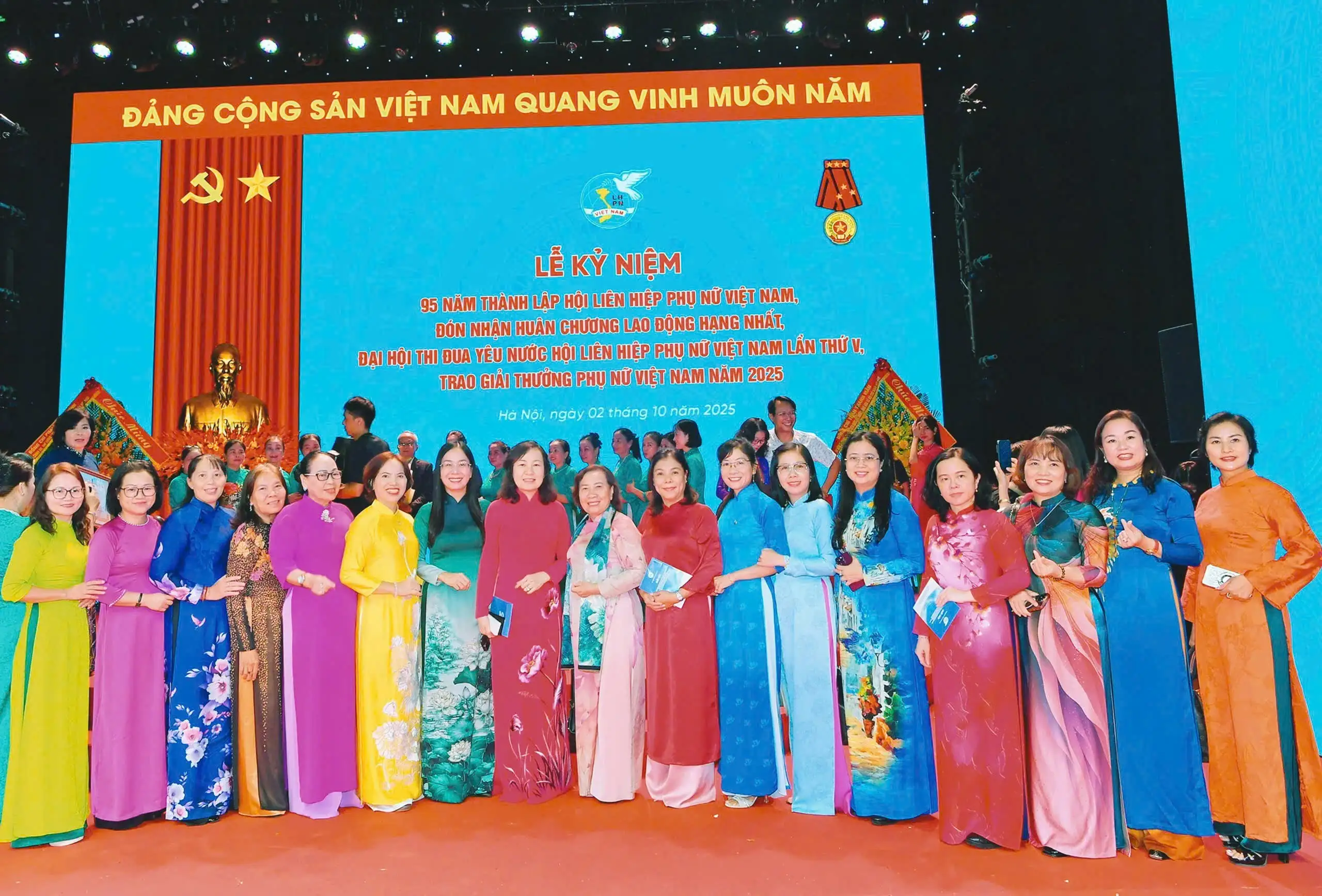 Nguyên Chủ tịch Hội LHPN thị xã Chơn Thành tỉnh Bình Phước (cũ) được vinh danh điển hình tiên tiến toàn quốc