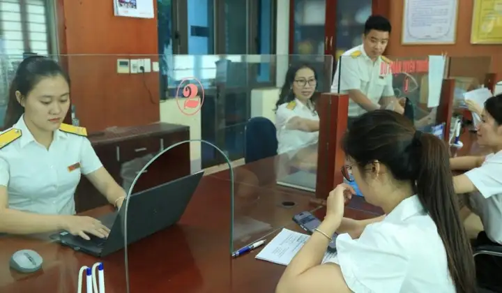 Thuế thành phố Hà Nội: Quyết liệt chống thất thu, góp phần đẩy lùi gian lận thương mại và hàng giả