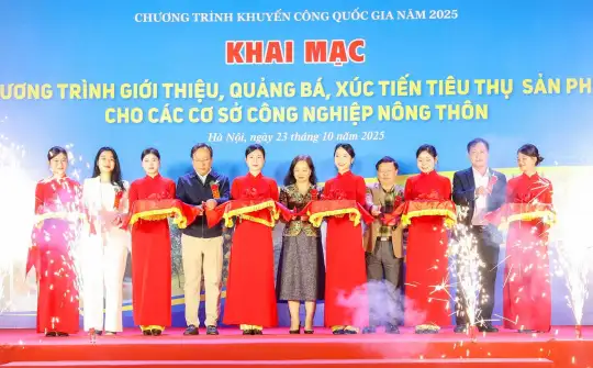 Khai mạc Chương trình giới thiệu, quảng bá và xúc tiến tiêu thụ sản phẩm công nghiệp nông thôn