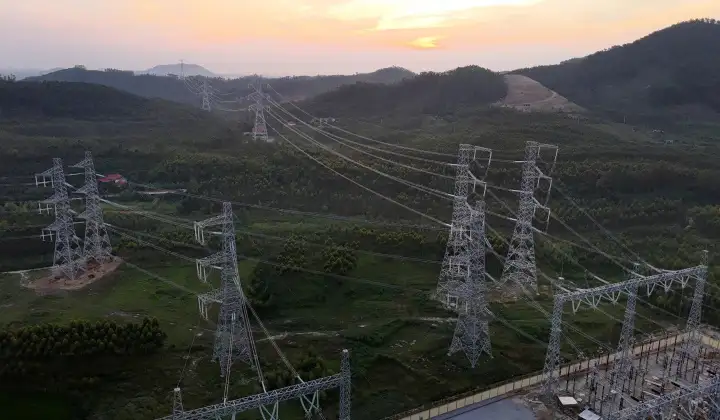 Đóng điện thành công đường dây 500kV Lào Cai – Vĩnh Yên, vượt tiến độ 8 tháng