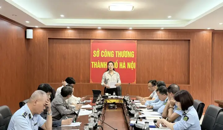 Hà Nội mở đợt cao điểm kiểm tra liên ngành chống buôn lậu, gian lận thương mại và hàng giả cuối năm 2025