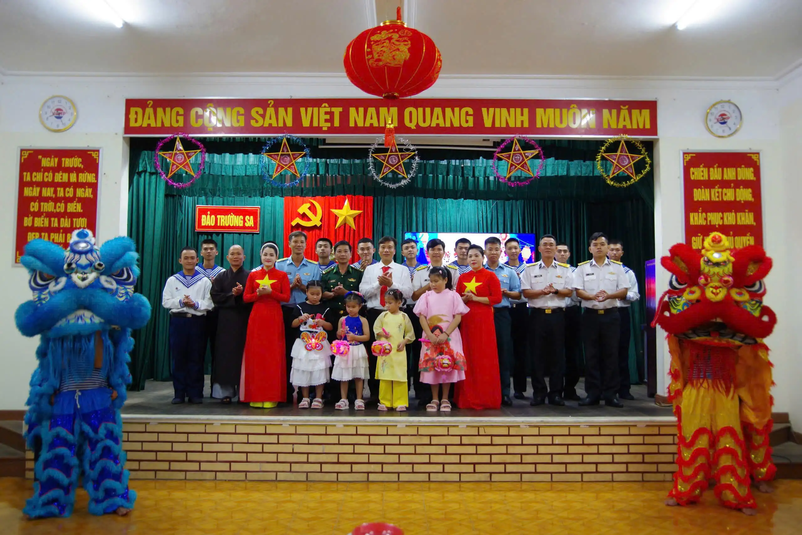 Trung thu ấm áp trên Đặc khu Trường Sa