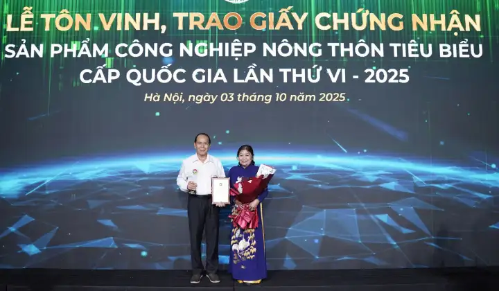 “Điều Rang Củi Hoàng Phú” Tự hào sản phẩm công nghiệp nông thôn tiêu biểu quốc gia 2025