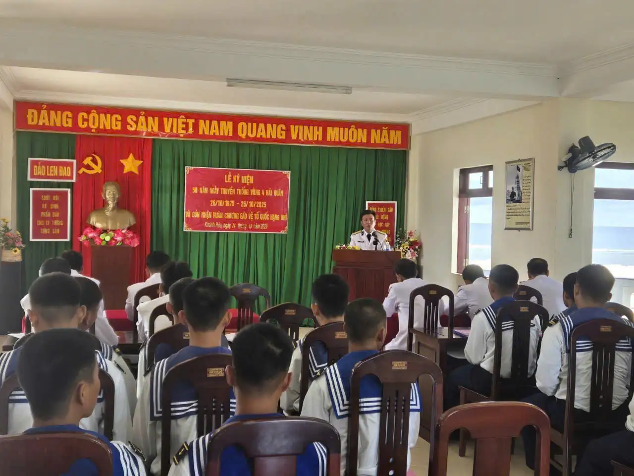 Vùng 4 Hải quân đồng loạt tổ chức các hoạt động giáo dục truyền thống, hướng tới lễ kỷ niệm 50 năm