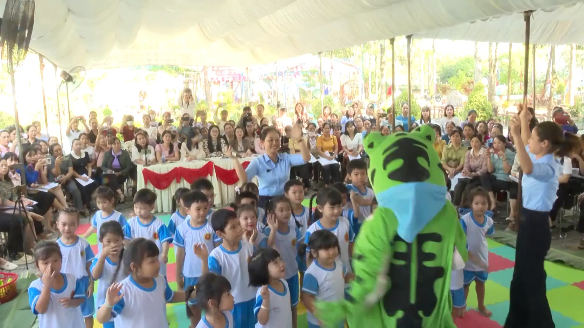 Cụm 15, của Sở giáo dục và đào tỉnh tỉnh Đồng Nai: tổ chức sinh hoạt chuyên môn bậc Mầm non