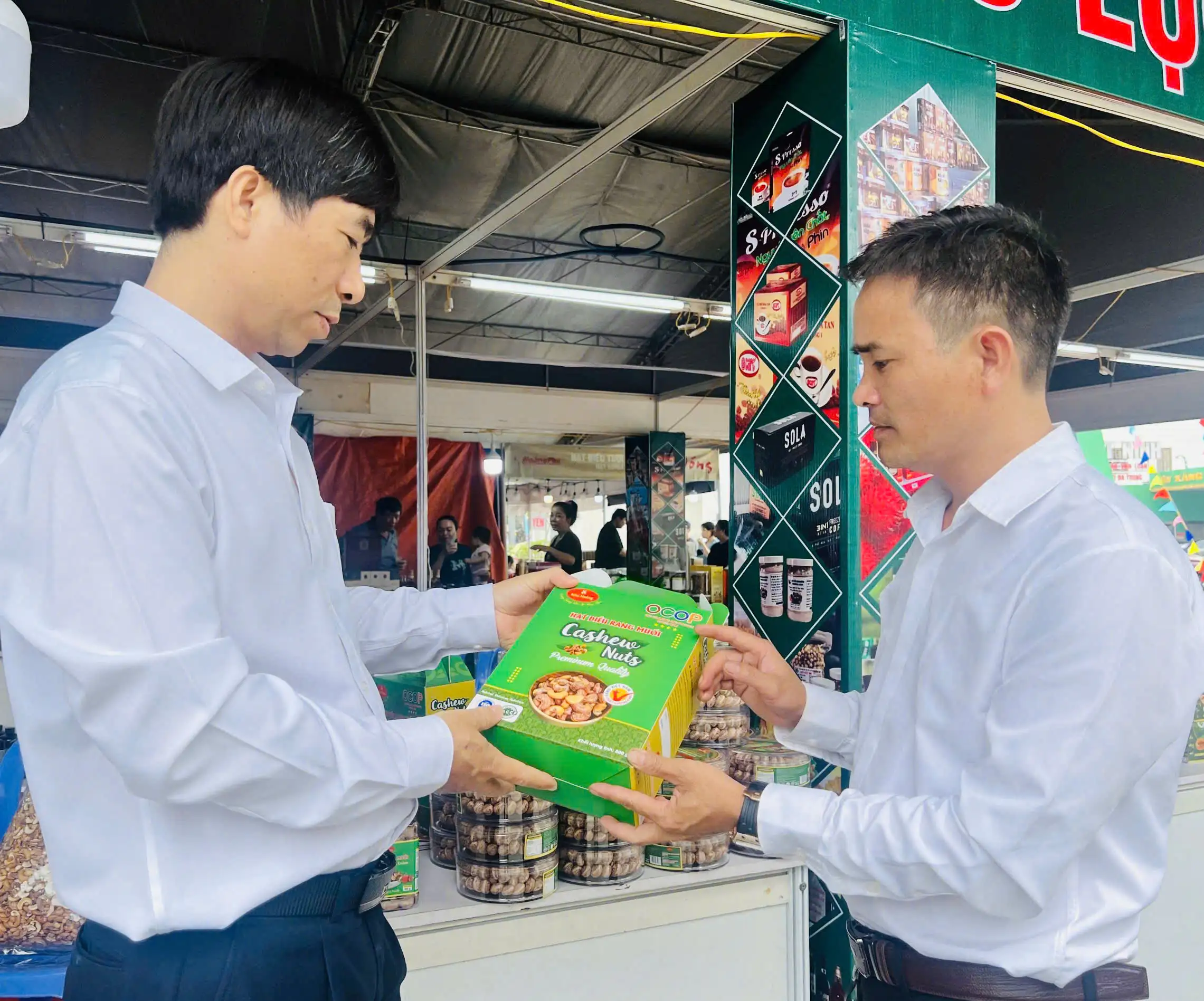 Hạt điều Như Hoàng – Từ trăn trở mùa vụ đến thương hiệu OCOP