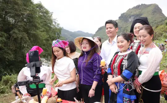 TikTok Shop đồng hành cùng người dân vùng cao và dân tộc thiểu số phát triển kinh tế số