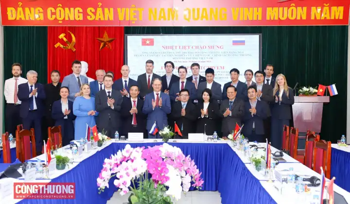 Đẩy mạnh xúc tiến công nghiệp, công nghệ và đổi mới sáng tạo giữa các doanh nghiệp Việt Nam – Nga
