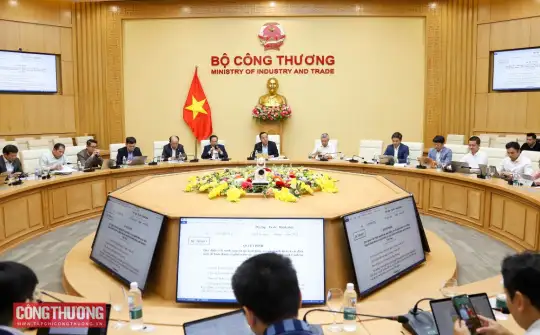 Bộ Công Thương xây dựng quy định về phát triển thị trường điện cạnh tranh tại Việt Nam