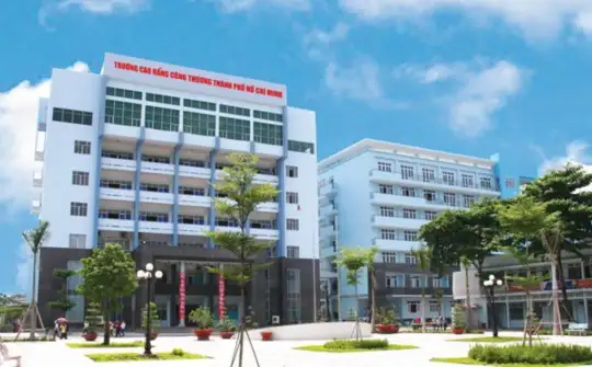 Trường Cao đẳng Công Thương TP. Hồ Chí Minh chung tay lan tỏa tinh thần tiết kiệm năng lượng – Hiểu luật để sống xanh