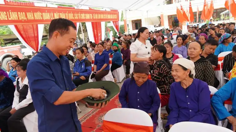 Đoàn thiện nguyện Hiệp hội Yến sào Việt Nam trao quà tại xã Cần Yên, tỉnh Cao Bằng – Tiếp tục hành trình “Hướng về miền Bắc yêu thương”