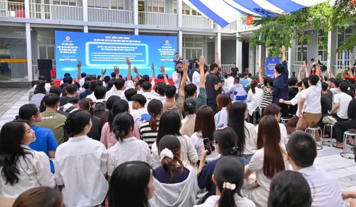 Bùng nổ sổ lượt tham gia Cuộc thi tìm hiểu pháp luật về sử dụng năng lượng tiết kiệm và hiệu quả