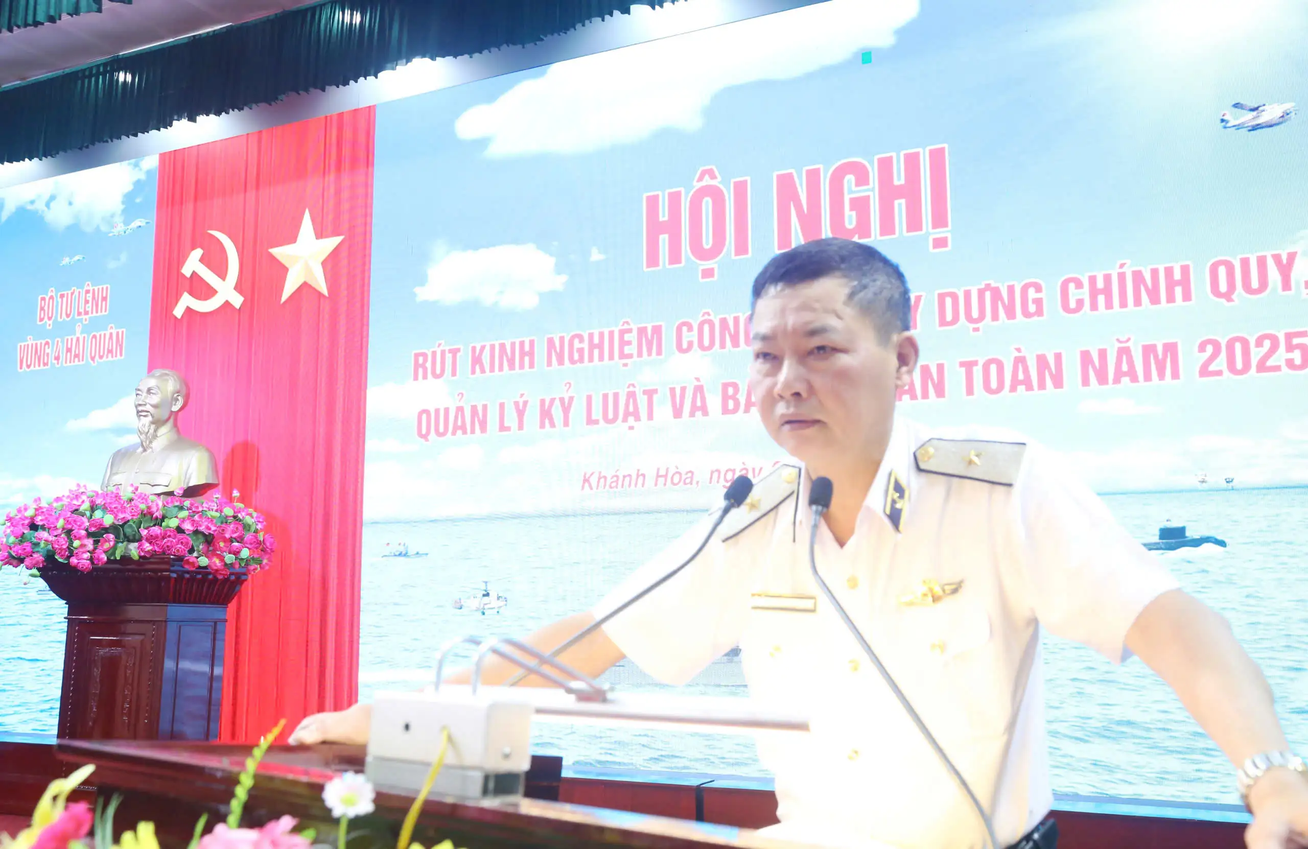 Vùng 4 Hải quân rút kinh nghiệm công tác xây dựng chính quy, quản lí kỷ luật và bảo đảm an toàn năm 2025