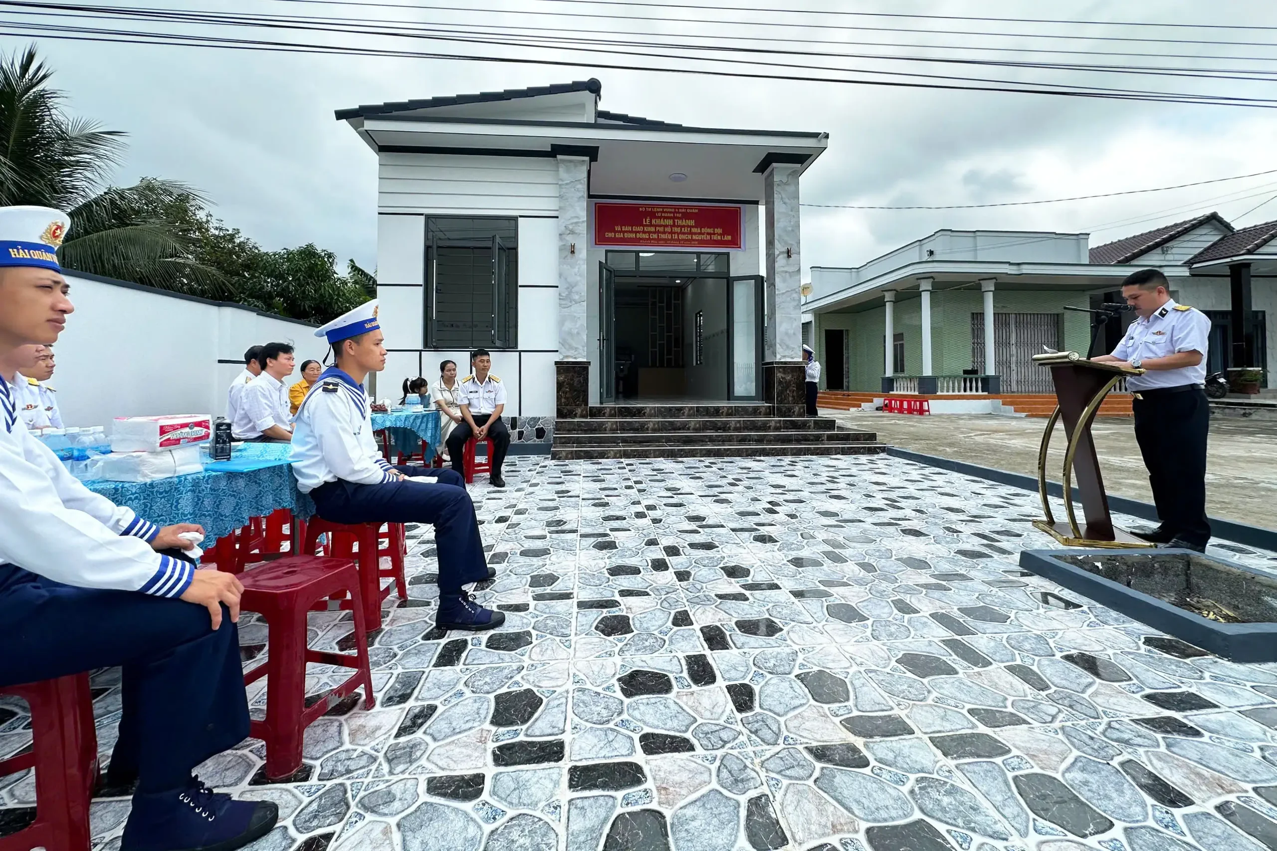 Lữ đoàn 162, Vùng 4 Hải quân bàn giao “Nhà đồng đội” hỗ trợ kinh phí xây dựng