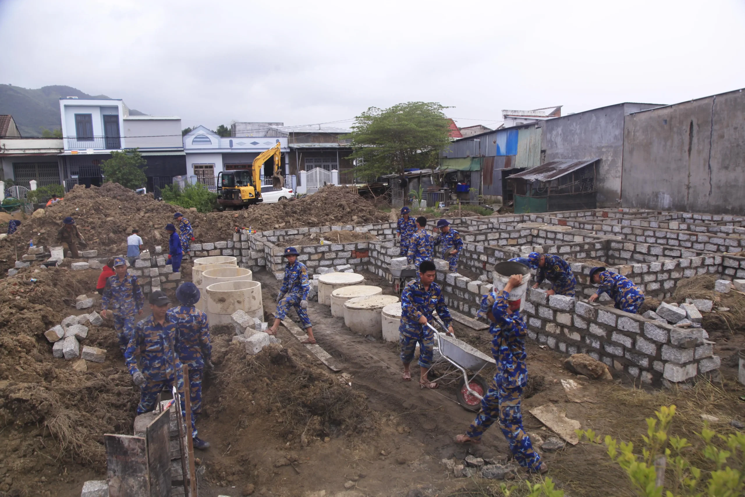 Lữ đoàn 162, Vùng 4 Hải quân thăm, động viên, nắm tình hình bộ đội thực hiện chiến dịch Quang Trung