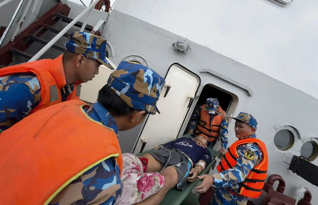 Từ đất liền đến đảo xa: Vùng 4 Hải quân thi đua lập thành tích chào mừng 81 năm Ngày thành lập Quân đội