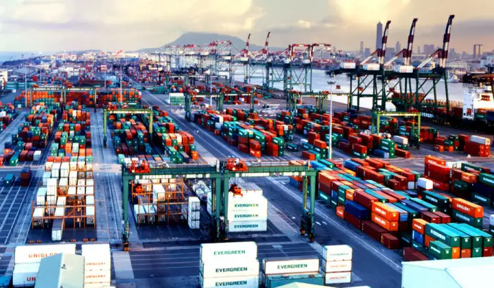 Giải pháp chuyển đổi xanh đối với doanh nghiệp logistics Việt Nam