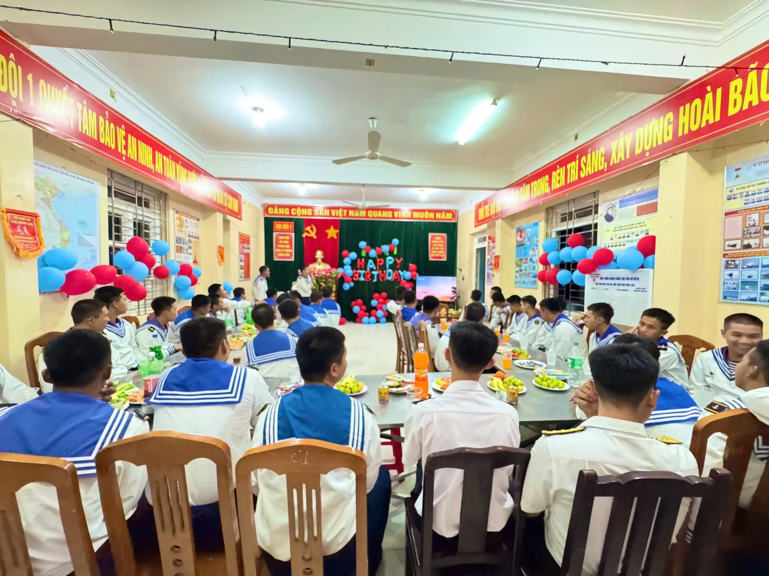 Đoàn Cơ sở tiểu đoàn 458 tổ chức sinh nhật đồng đội Quý IV năm 2025