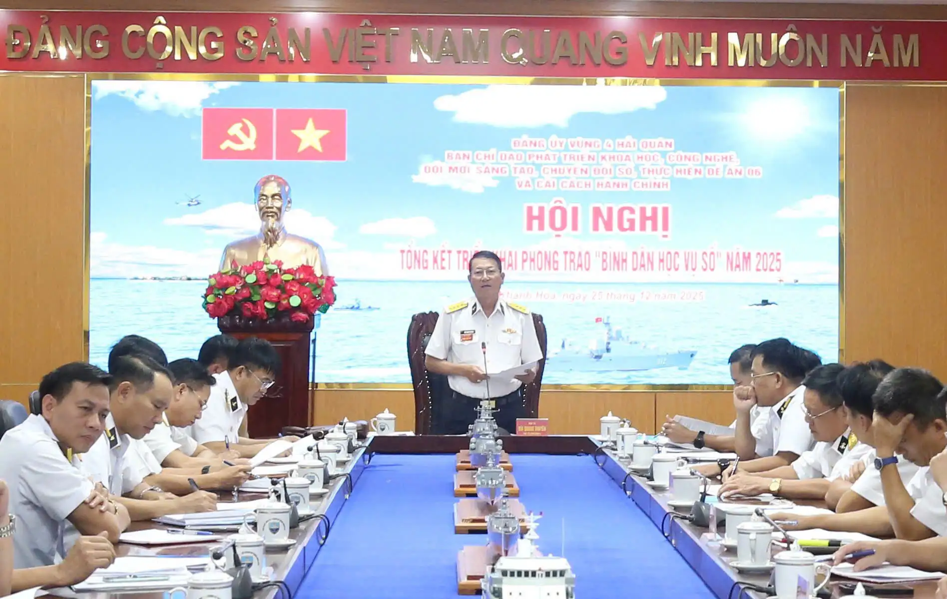 Vùng 4 Hải quân: Tổ chức hội nghị tổng kết triển khai Phong trào “Bình dân học vụ số” 3 Vùng 4 Hải quân: Tổ chức hội nghị tổng kết triển khai Phong trào “Bình dân học vụ số”