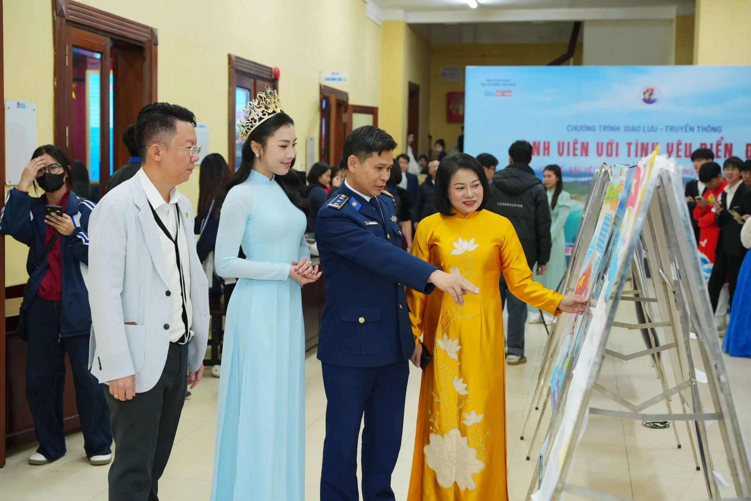 Tạp chí Biển Việt Nam kết nối sinh viên với nhiệm vụ bảo vệ chủ quyền biển, đảo trong kỷ nguyên số