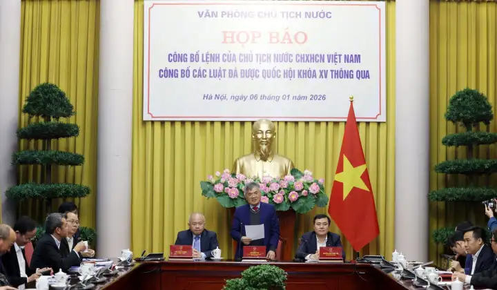 Công bố Lệnh của Chủ tịch nước về 12 luật liên quan đến lĩnh vực kinh tế với nhiều điểm mới
