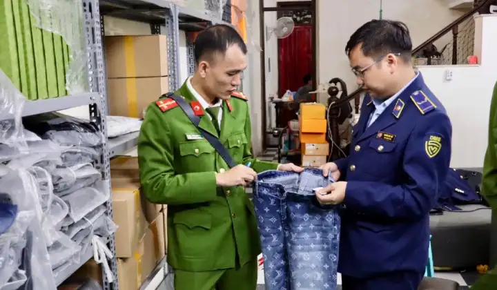 Bộ Công Thương đề xuất chính sách gỡ “điểm nghẽn” quy định về hàng giả trong Luật Thương mại