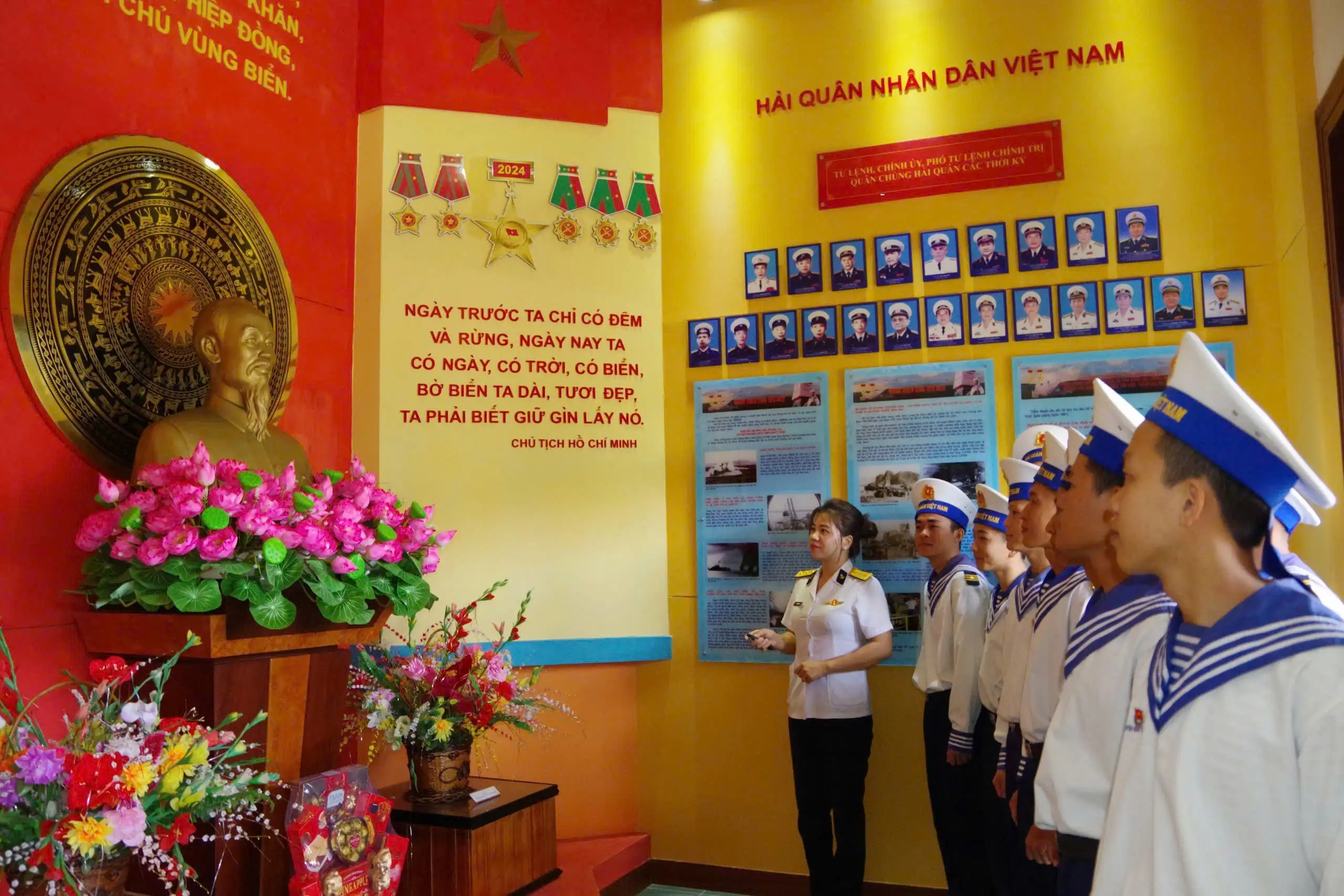 Trung tâm Huấn luyện Vùng 4 hướng tới Đại hội XIV của Đảng với niềm tin và khát vọng lớn