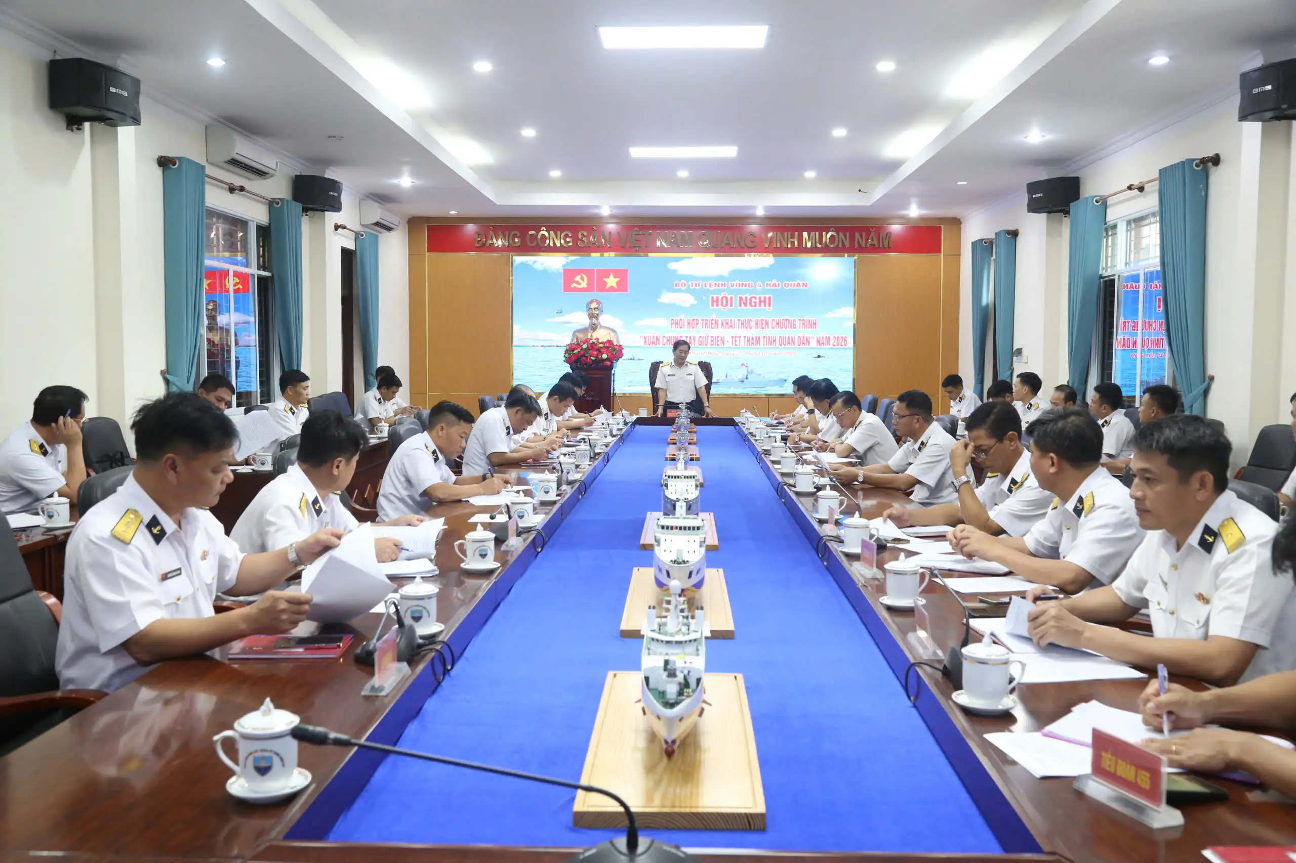 Vùng 4 Hải quân tổ chức Hội nghị phối hợp, triển khai thực hiện Chương trình “Xuân chung tay giữ biển – Tết thắm tình quân dân” năm 2026