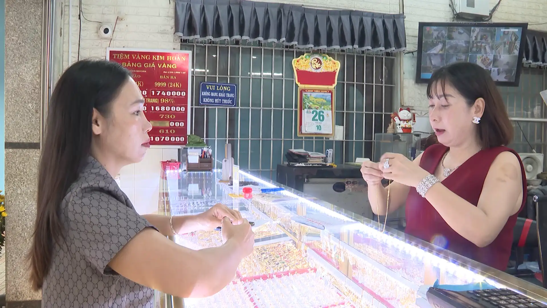 Chơn Thành: nhộn nhịp ngày vía Thần Tài