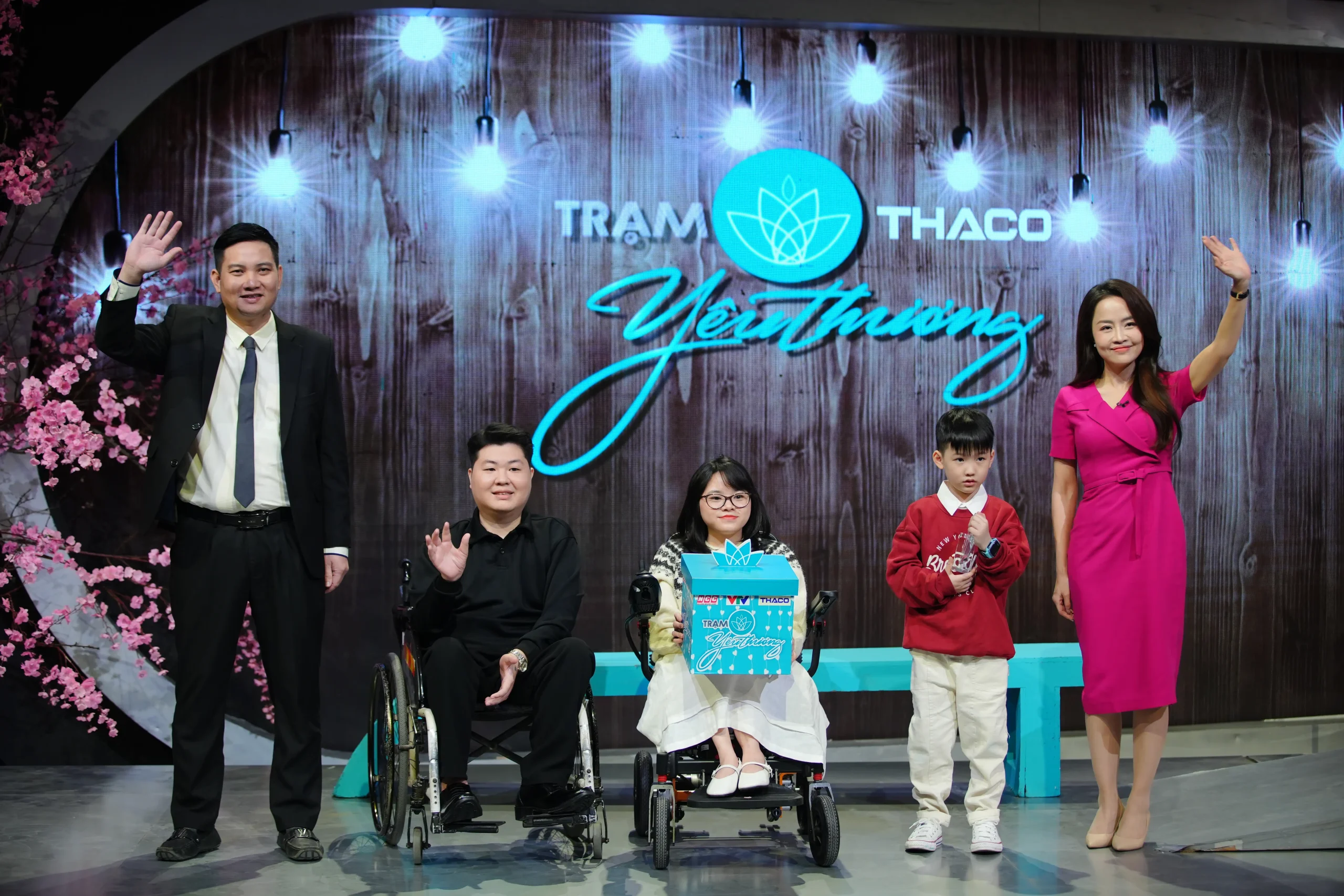 Hạnh phúc “vầng trăng khuyết”