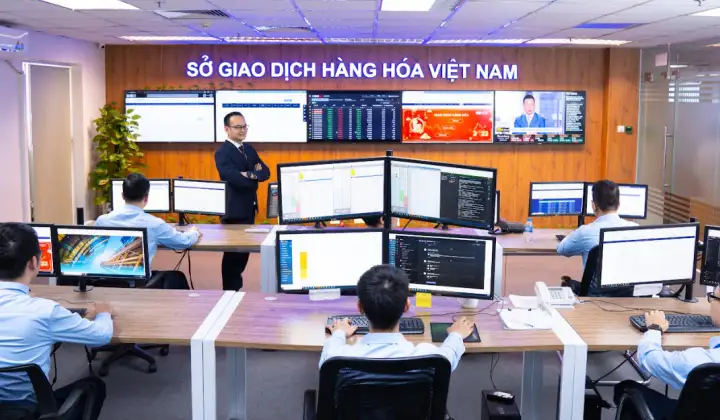 MXV: Dự báo giá dầu neo thấp, doanh nghiệp cần chủ động quản trị rủi ro biến động