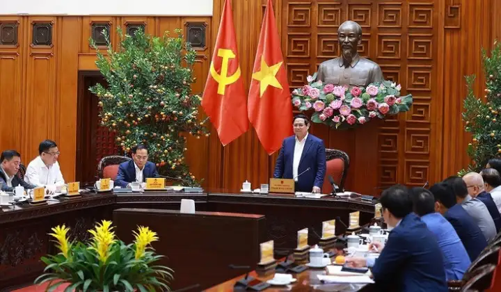 Thủ tướng: Dứt khoát không để thiếu năng lượng trong mọi hoàn cảnh