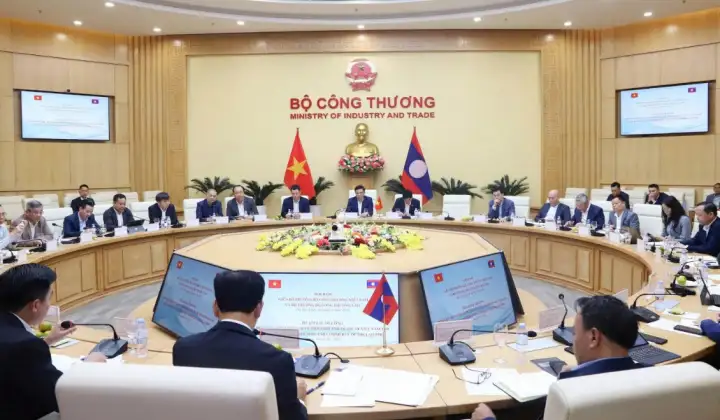 Việt Nam – Lào: Thúc đẩy hợp tác kinh tế, thương mại và năng lượng