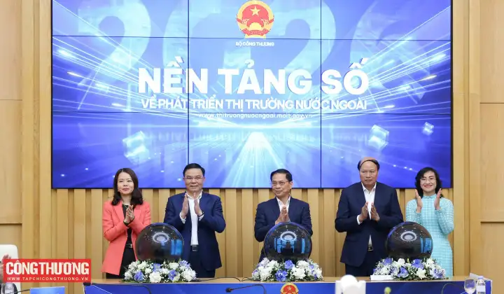 Bộ Công Thương khai trương Nền tảng số về phát triển thị trường nước ngoài