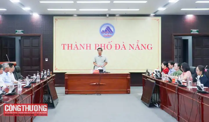 Đà Nẵng: Tháo gỡ khó khăn cho doanh nghiệp trước biến động giá xăng dầu