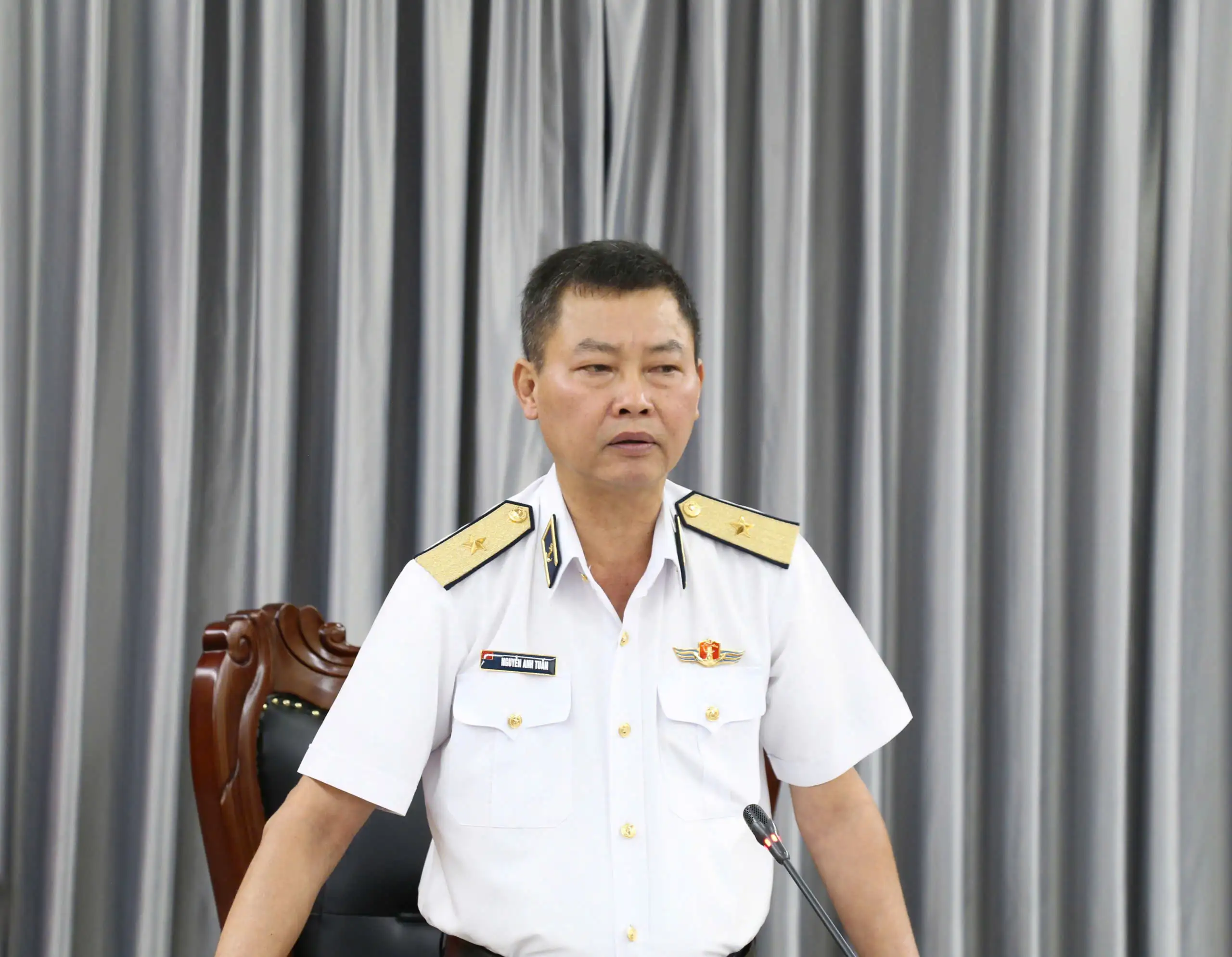 Bộ Tư lệnh Vùng 4 Hải quân tổ chức hội nghị xử lý các vấn đề liên quan đến hoạt động nuôi trồng thủy sản khu vực Vịnh Cam Ranh 1 Bộ Tư lệnh Vùng 4 Hải quân tổ chức hội nghị xử lý các vấn đề liên quan đến hoạt động nuôi trồng thủy sản khu vực Vịnh Cam Ranh
