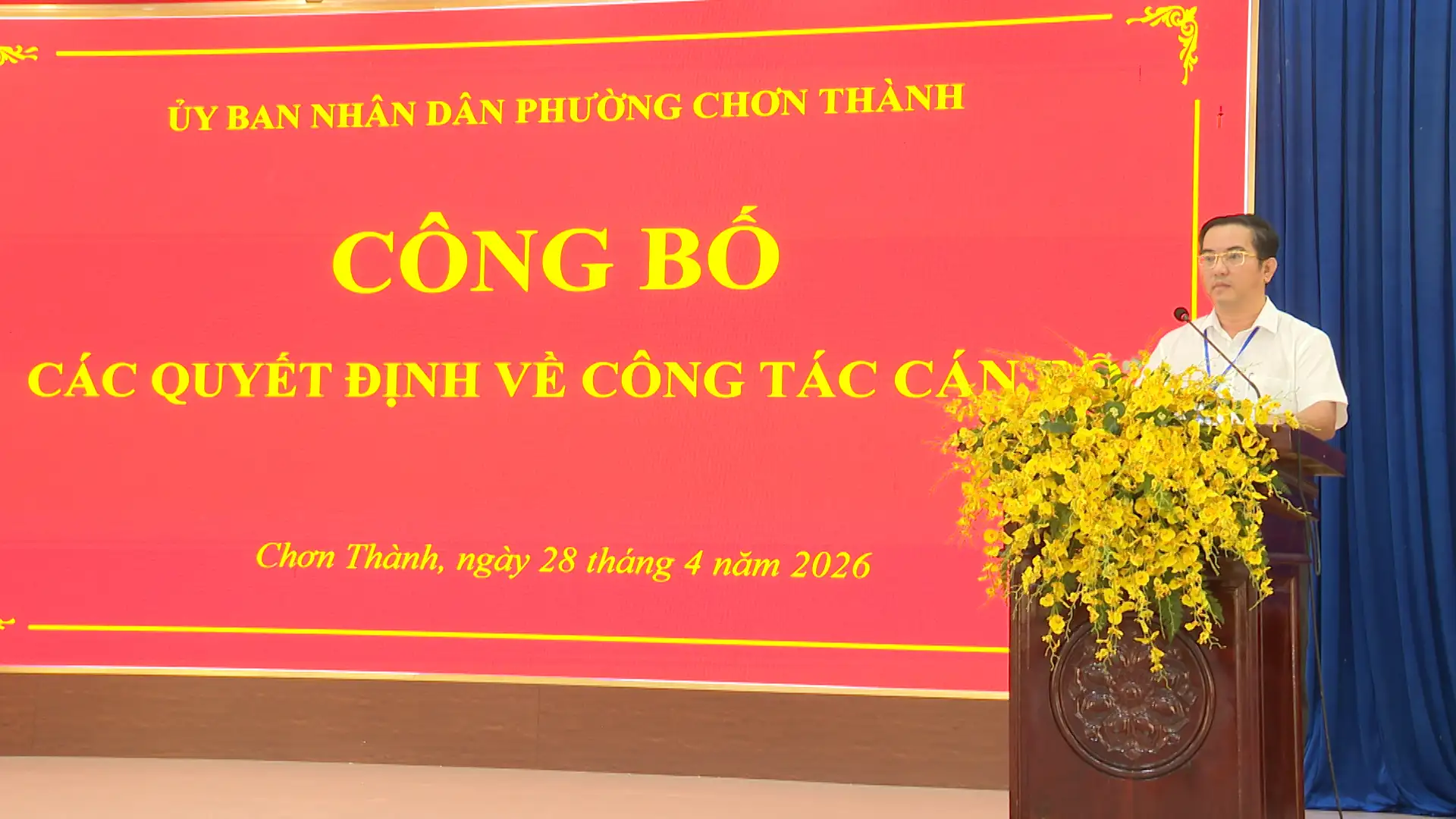 Chơn Thành: công bố các quyết định về công tác cán bộ