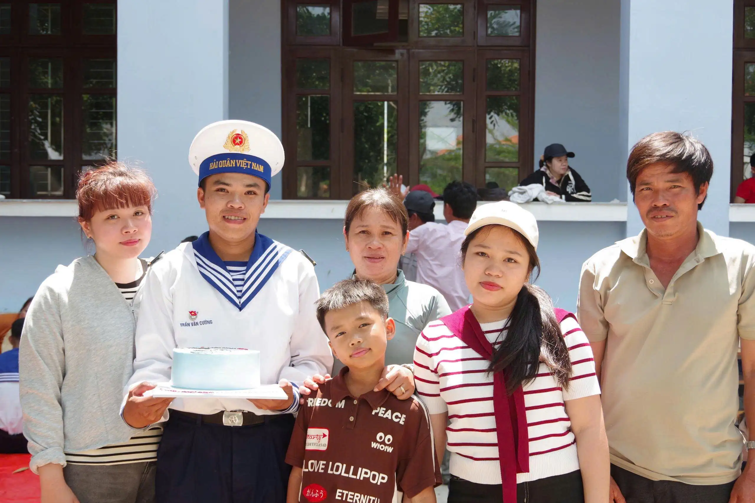 Bộ Tư lệnh Vùng 4 Hải quân đón tiếp thân nhân thăm chiến sĩ mới nhập ngũ năm 2026