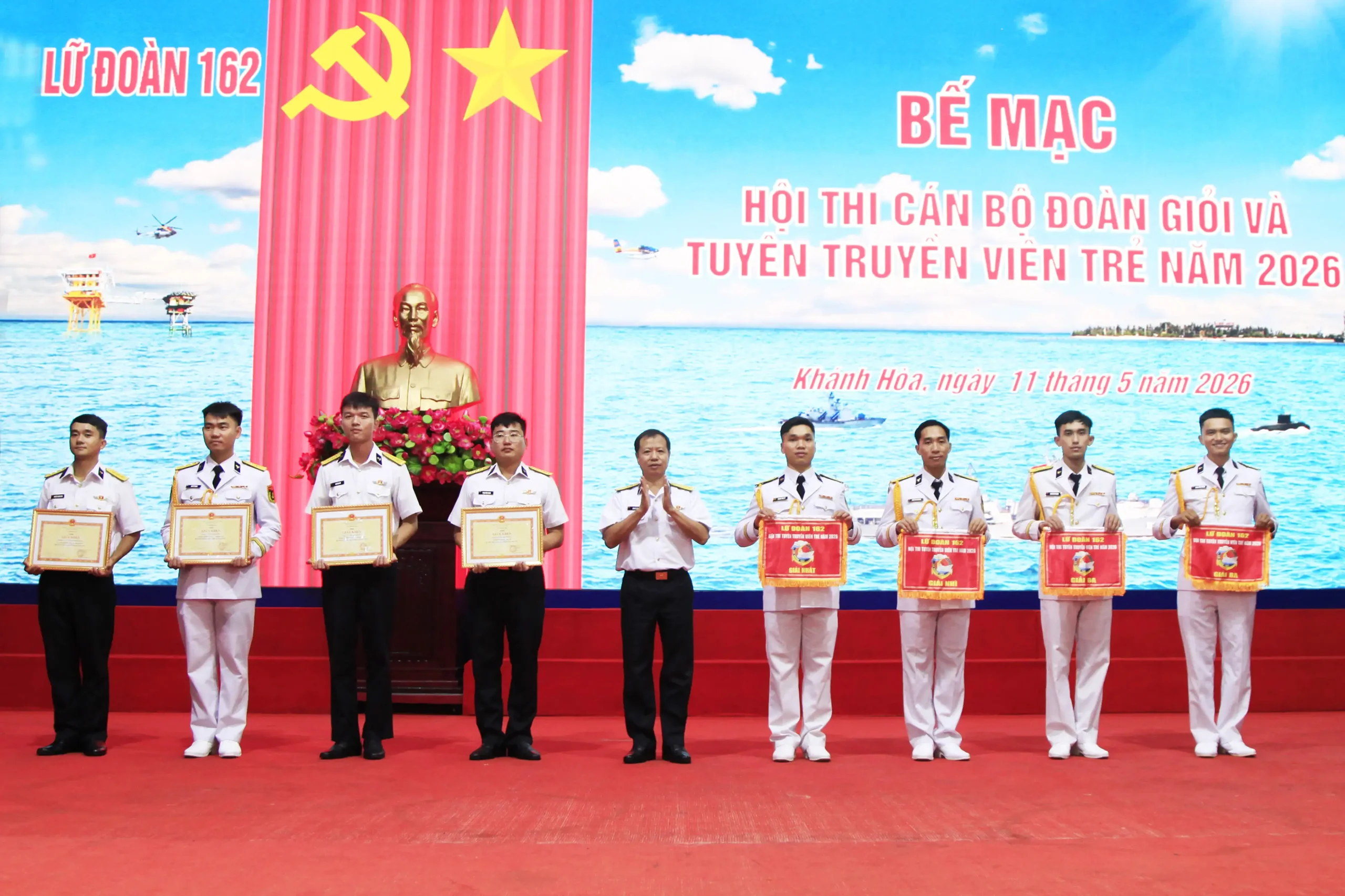 Sôi nổi hội thi cán bộ Đoàn giỏi và Tuyên truyền viên trẻ ở Lữ đoàn 162.