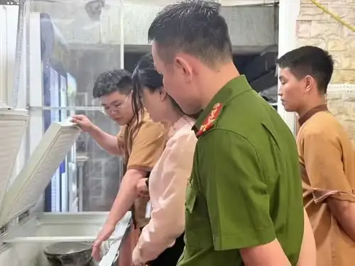 Nhiều cơ sở vi phạm an toàn thực phẩm bị xử lý tại Hà Nội